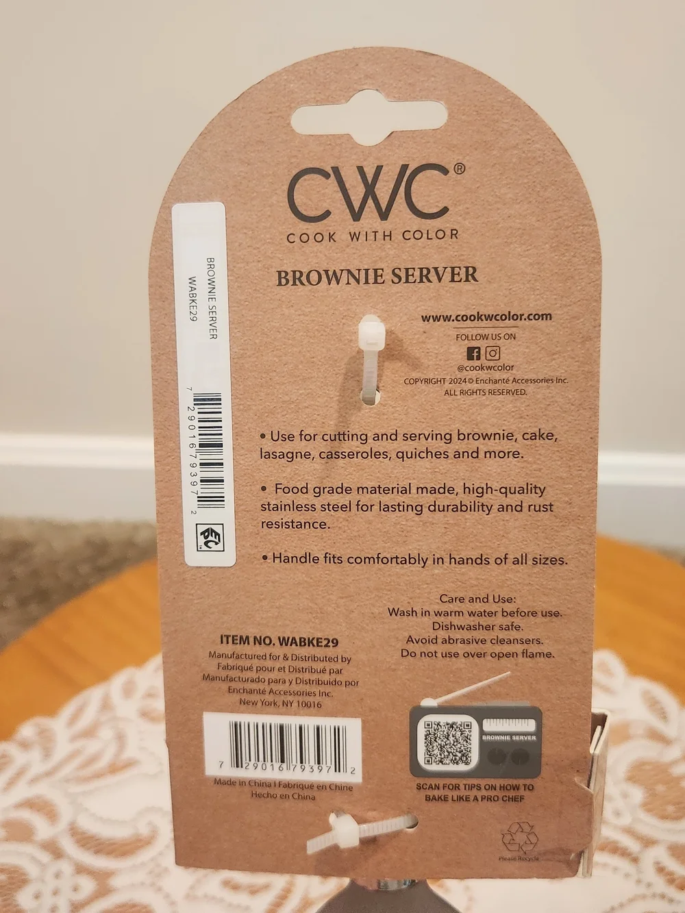 CWC Brownie Server / Small Spatula NEW IN PACKAGE